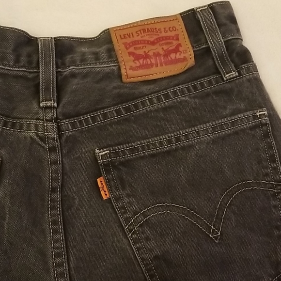 Women's Levi's Vintage Black Jean Shorts SOLD - Picture 2 of 7